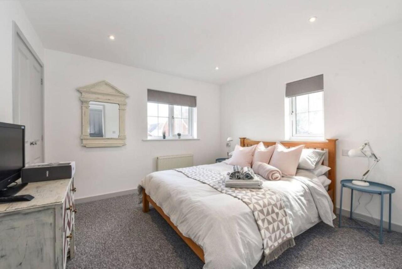 The Little House, Boutique Near The Sea Holiday home Chichester