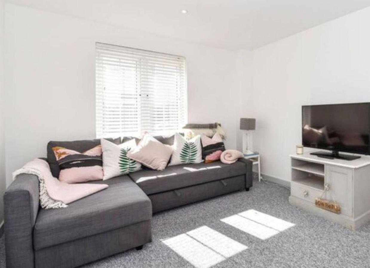 The Little House, Boutique Near The Sea Holiday home Chichester